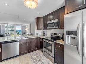 2200 NE 33rd Ave 8G, Fort Lauderdale FL 33305