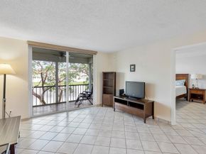 8971 S Hollybrook Blvd 209, Pembroke Pines FL 33025