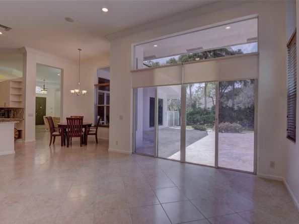 1125 E Waterside Cir, Weston FL 33327