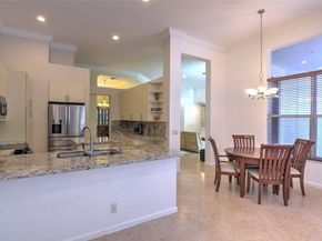 1125 E Waterside Cir, Weston FL 33327