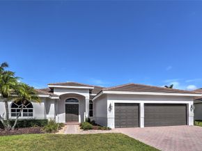 1125 E Waterside Cir, Weston FL 33327