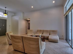 1125 E Waterside Cir, Weston FL 33327