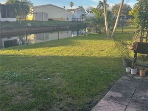 2341 SW 84th Ave, Davie FL 33324