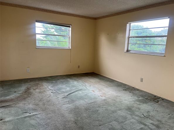 4151 NW 41st St 308, Lauderdale Lakes FL 33319