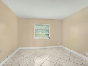 6111 SW 42nd Ct, Davie FL 33314