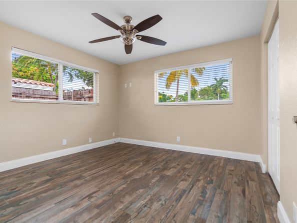 1329 SW 4th Ter, Pompano Beach FL 33060
