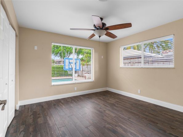 1329 SW 4th Ter, Pompano Beach FL 33060