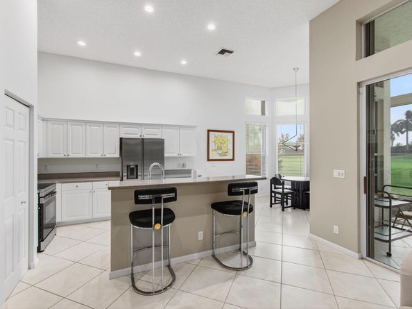 6886 Swansea Lane, Boynton Beach FL 33472