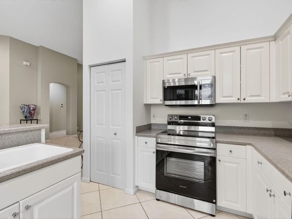 6886 Swansea Lane, Boynton Beach FL 33472