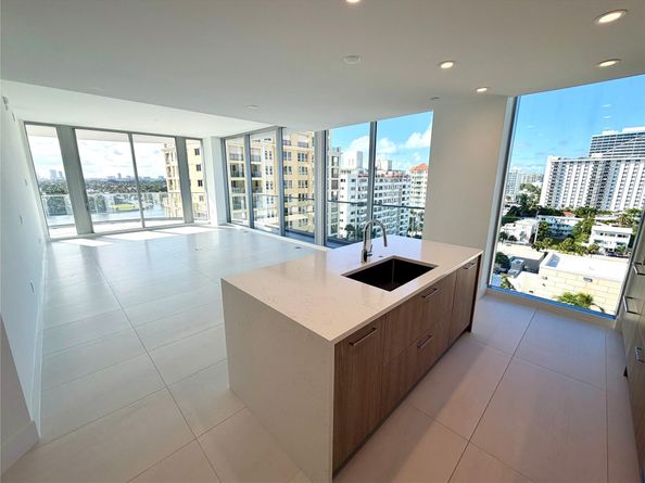 153 N Seabreeze blv 704, Fort Lauderdale FL 33304