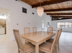 450 Briarwood Cir 2, Hollywood FL 33024