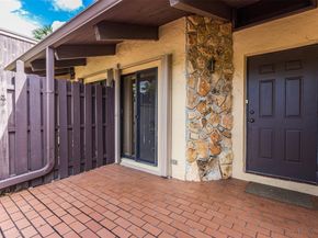 450 Briarwood Cir 2, Hollywood FL 33024