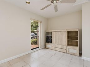 450 Briarwood Cir 2, Hollywood FL 33024