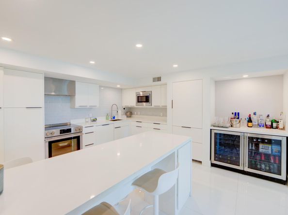 1 Las Olas Circle 1102, Fort Lauderdale FL 33316