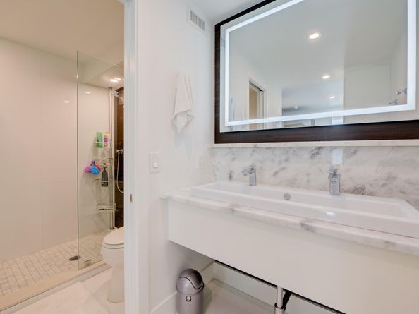1 Las Olas Circle 1102, Fort Lauderdale FL 33316