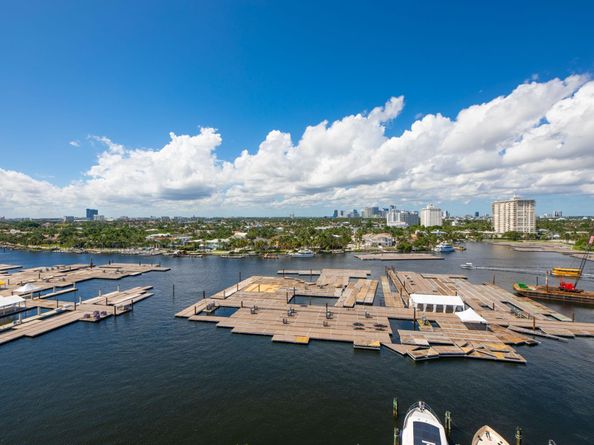 1 Las Olas Circle 1102, Fort Lauderdale FL 33316