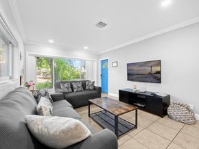 1213 NW 7th Avenue, Fort Lauderdale FL 33311