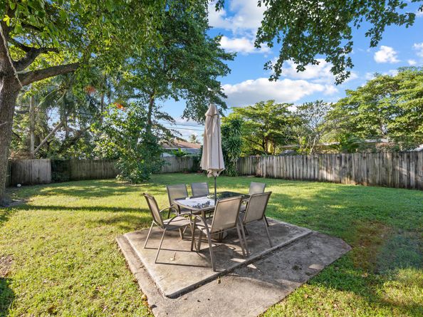 1213 NW 7th Avenue, Fort Lauderdale FL 33311