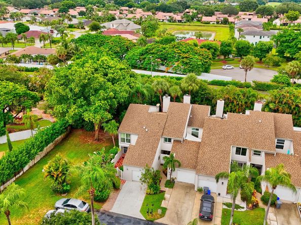 6758 Canary Palm Circle, Boca Raton FL 33433
