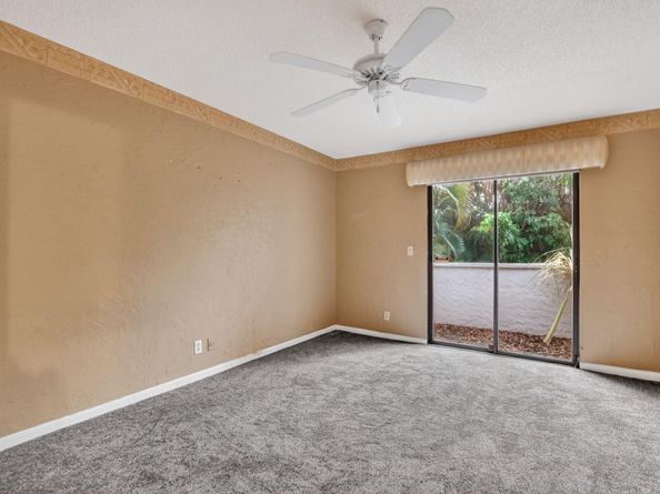 6758 Canary Palm Circle, Boca Raton FL 33433