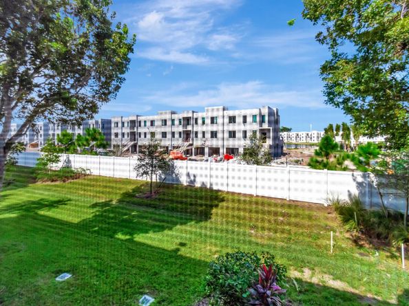 4248 Deste Court 202, Lake Worth FL 33467