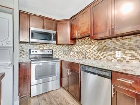 4248 Deste Court 202, Lake Worth FL 33467