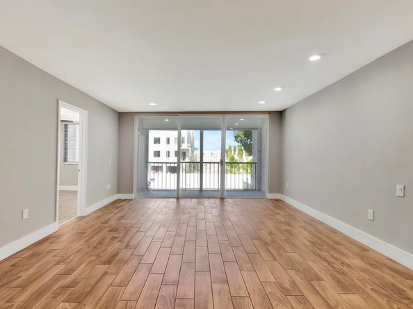 4248 Deste Court 202, Lake Worth FL 33467