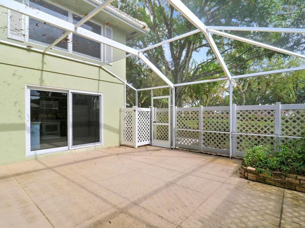 1903 Stratford Way, West Palm Beach FL 33409