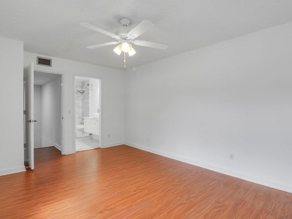 1903 Stratford Way, West Palm Beach FL 33409