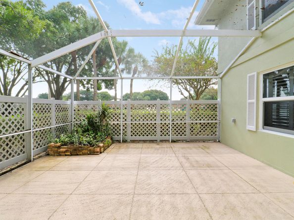 1903 Stratford Way, West Palm Beach FL 33409