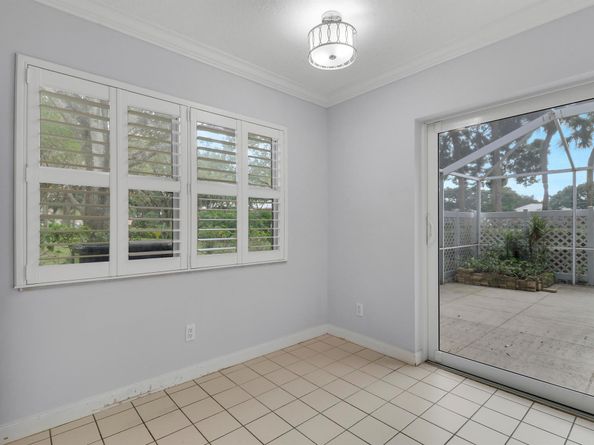 1903 Stratford Way, West Palm Beach FL 33409