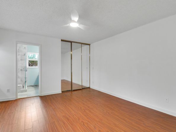 1903 Stratford Way, West Palm Beach FL 33409