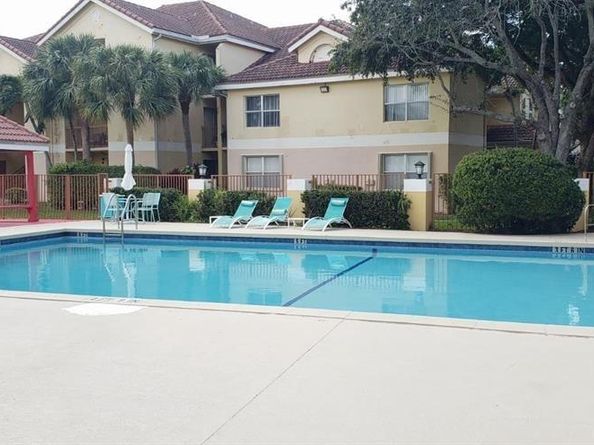 7630 Westwood Dr 321, Tamarac FL 33321