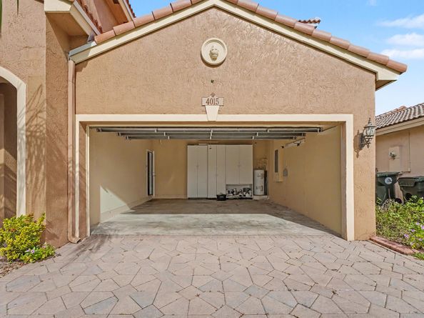 4015 Banyan Trails Drive, Coconut Creek FL 33073