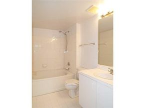 741 N Pine Island Rd 214, Plantation FL 33324