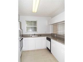 741 N Pine Island Rd 214, Plantation FL 33324