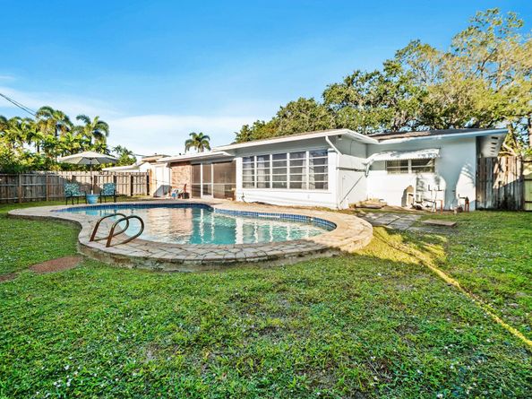 6521 NE 20th Ter, Fort Lauderdale FL 33308