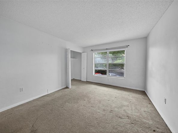 809 W Oakland Park Blvd J5, Oakland Park FL 33311