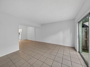 809 W Oakland Park Blvd J5, Oakland Park FL 33311