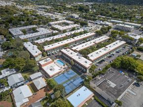 809 W Oakland Park Blvd J5, Oakland Park FL 33311