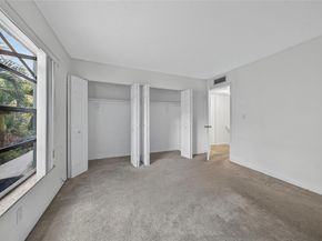 809 W Oakland Park Blvd J5, Oakland Park FL 33311