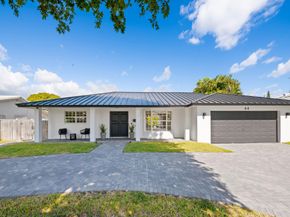 44 Fort Royal Island, Fort Lauderdale FL 33308