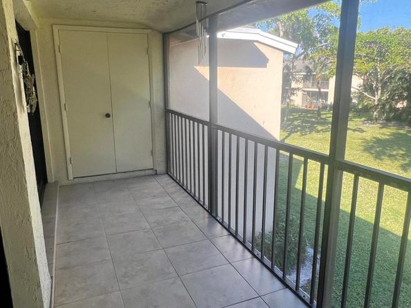 3939 NE 5th Avenue B206, Boca Raton FL 33431