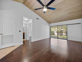 3939 NE 5th Avenue B206, Boca Raton FL 33431