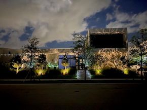 Undisclosed Address #A11918418, Weston FL 33326
