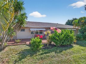 1382 High Point Way NE C, Delray Beach FL 33445