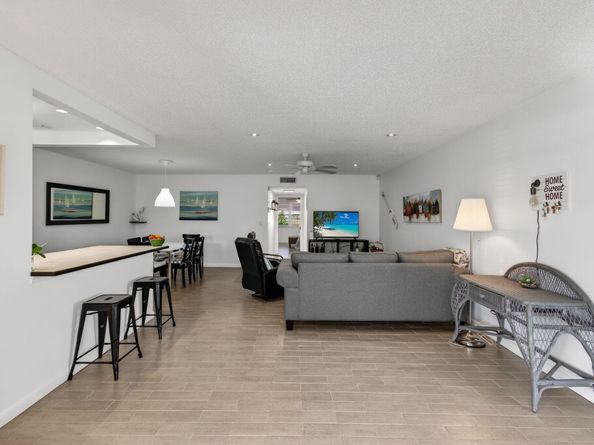 1382 High Point Way NE C, Delray Beach FL 33445