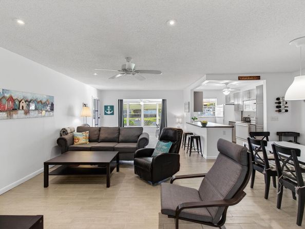 1382 High Point Way NE C, Delray Beach FL 33445