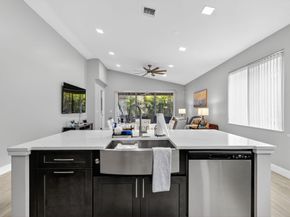 8070 Bellafiore Way, Boynton Beach FL 33472