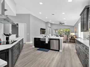 8070 Bellafiore Way, Boynton Beach FL 33472